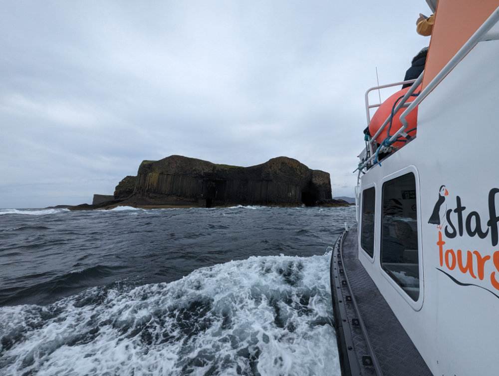 Mehr über den Artikel erfahren Mull – Staffa und Fingal`s Cave
